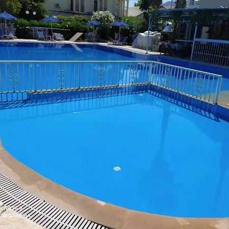 Hotel apartamentowy Alexandros *