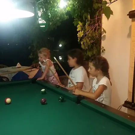 Aparthotel Alexandros 4*