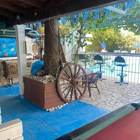 Apartmanhotel Alexandros 4*